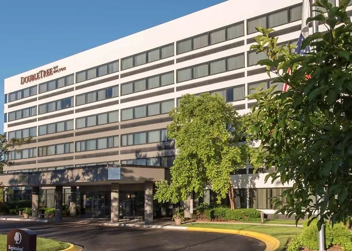 Doubletree By Hilton Chicago Hotel 4*