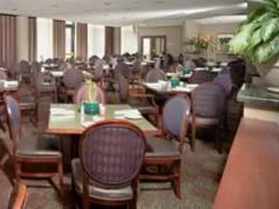 Doubletree By Hilton Chicago Отель